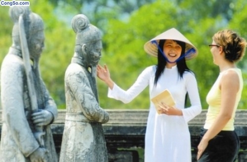 Đào tạo giảng viên nguồn chương trình hướng dẫn viên du lịch tại các khu Di sản thế giới