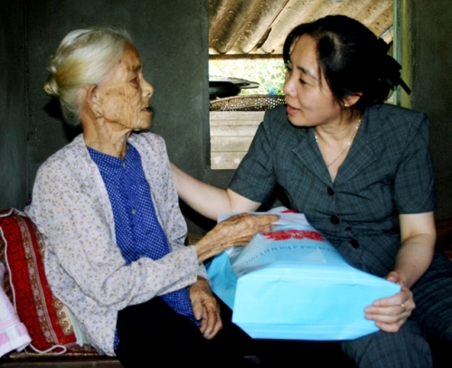 Nhân rộng phong trào "Đền ơn, đáp nghĩa" ở Thừa Thiên-Huế