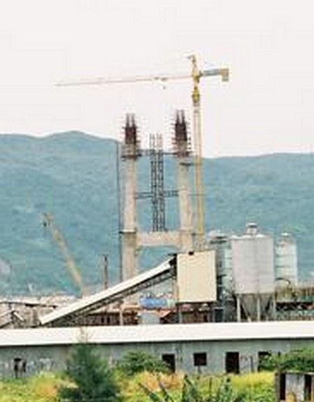 Hương Trà: Họp bàn giải quyết, xử lý các vướng mắc, tồn tại liên quan đến môi trường do ảnh hưởng khói bụi của nhà máy xi măng Luks gây ra