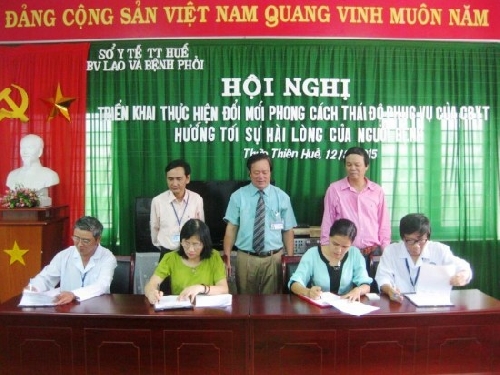  Bệnh viện Lao và Bệnh phổi:  “Đổi mới phong cách, thái độ phục vụ của CBYT hướng tới sự hài lòng của người bệnh”.