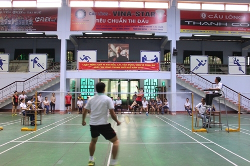 Hơn 100 vận động viên tham gia giải cầu lông thành phố Huế năm 2015