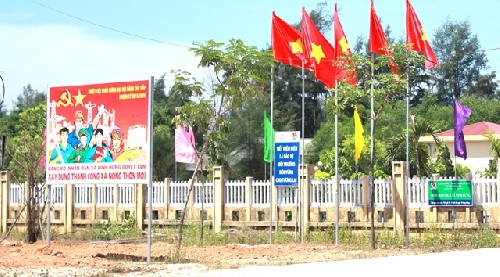 Xã Vinh Hưng- Phú Lộc đón nhận Bằng công nhận xã đạt chuẩn nông thôn mới