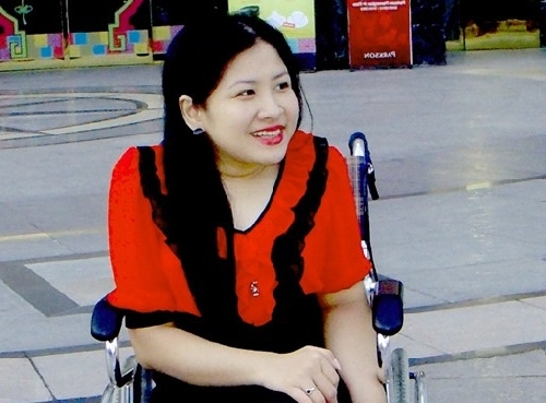 Trang thơ Hoàng Thi Thảo