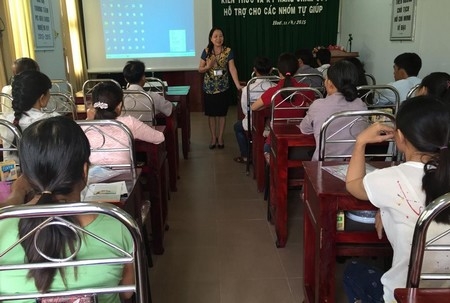 Tập huấn Chăm sóc người nhiễm tại nhà và cộng đồng cho Tình nguyện viên Tôn giáo