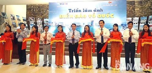 Triển lãm ảnh "Biển đảo Tổ quốc": Trưng bày gần 150 tác phẩm