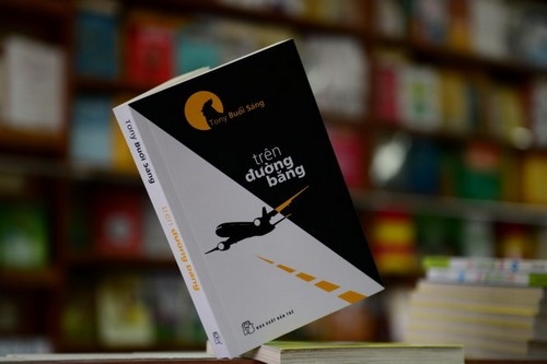 2015: năm của "dượng Tony", 2016: những cuộc đua sách mới