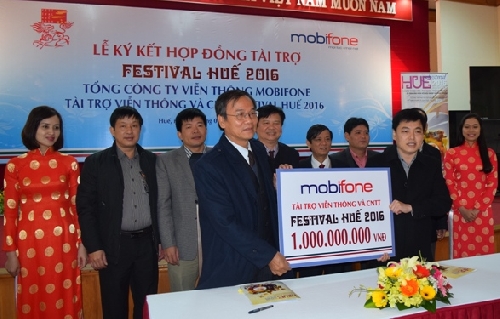 Tổng Công ty Viễn thông MobiFone tài trợ 1 tỷ đồng cho Festival Huế 2016