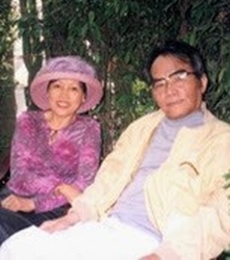 Dưới cội mai vàng