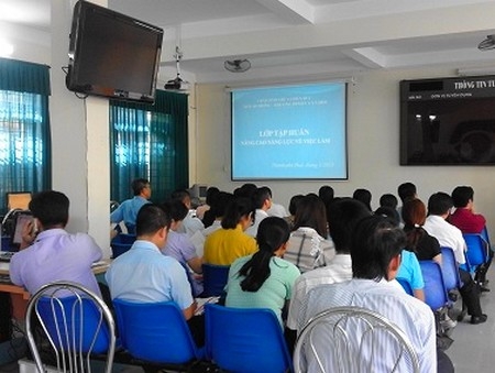 Tập huấn nâng cao năng lực về việc làm năm 2016