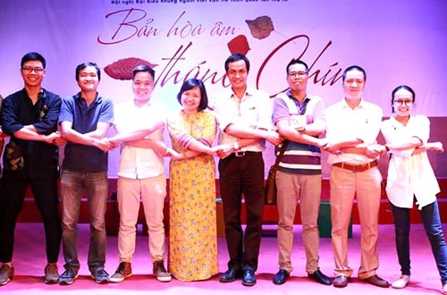 Nhà văn trẻ nhập cuộc theo cách riêng