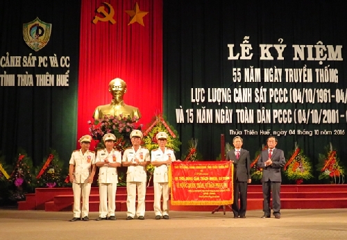 Kỷ niệm 55 năm Ngày truyền thống Cảnh sát PCCC Thừa Thiên - Huế