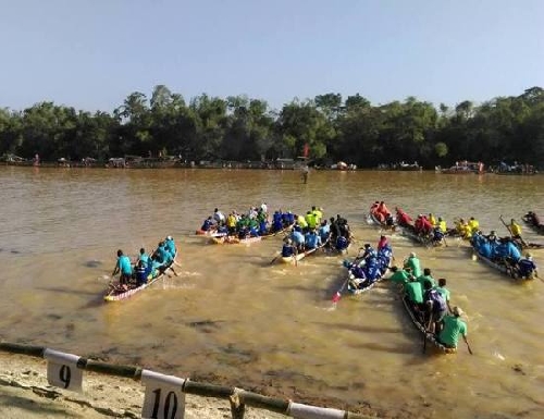 Hương Trà: Tổ chức giải đua ghe truyền thống