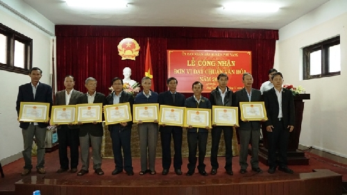Phú Vang tổ chức Lễ công nhận đơn vị đạt chuẩn văn hóa năm 2016