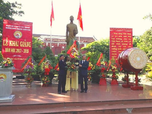 Trường THPT Chuyên Quốc Học Huế khai giảng năm học mới 2017- 2018