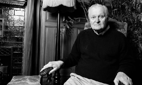 Nhà thơ đoạt giải Pulitzer John Ashbery qua đời ở tuổi 90