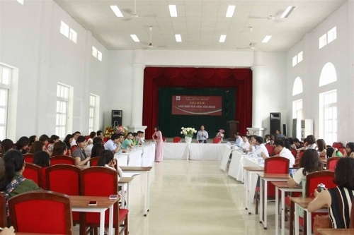 Làm báo về văn hóa, văn nghệ: Một thách thức lớn