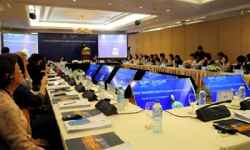 Hội nghị Đối tác chính sách về Phụ nữ và Kinh tế APEC lần thứ II tại thành phố Huế