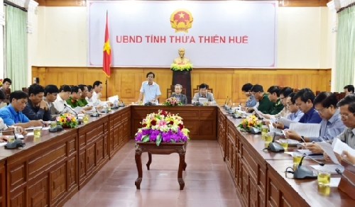 UBND tỉnh họp triển khai công tác phòng chống cơn bão số 13