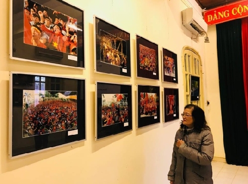 Triển lãm “Niềm vui chiến thắng”.