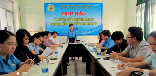 Họp báo thông tin các hoạt động hưởng ứng Tháng Công nhân và Lễ Cưới tập thể năm 2018.