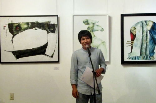 Khai mạc phòng tranh "Nối tiếp" của họa sĩ Lê Minh Phong
