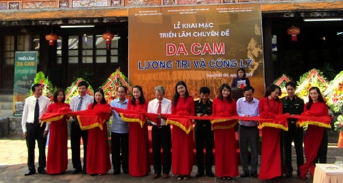 Triển lãm chuyên đề " Da cam - Lương tri và công lý"