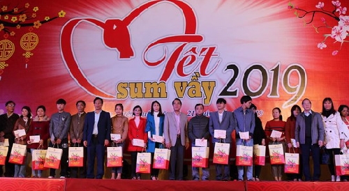 Tết sum vầy 2019