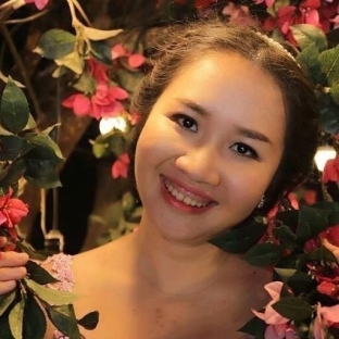 Trang thơ Trần Hạ Vi