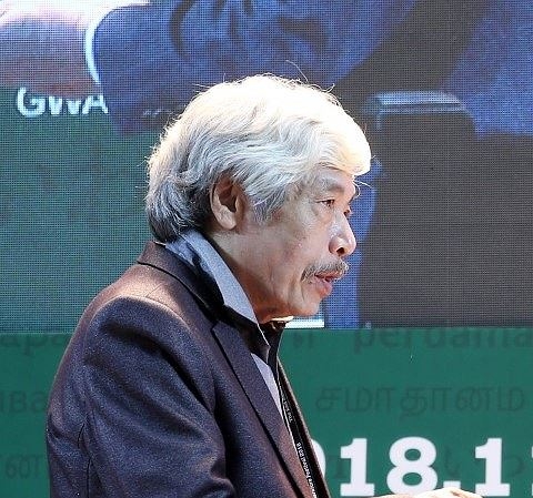 Bút danh gợi nhớ cố hương