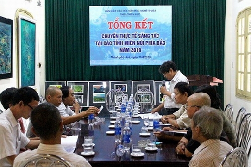 Bế mạc trại sáng tác Tây Bắc