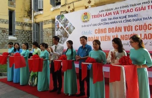 Triển lãm và trao giải cuộc thi ảnh nghệ thuật chủ đề “Công Đoàn với cuộc sống của Đoàn viên và người lao động”