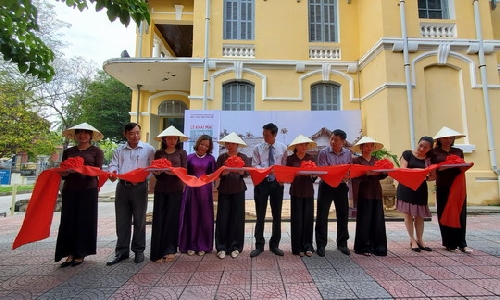 Trưng bày chuyên đề  "Nông cụ truyền thống Huế"