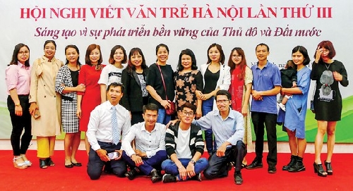 Nhiều thách thức trong đào tạo viết văn