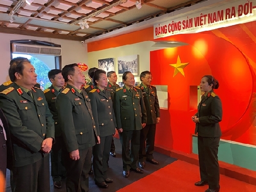 Trưng bày tài liệu, hiện vật về Đảng Cộng sản Việt Nam