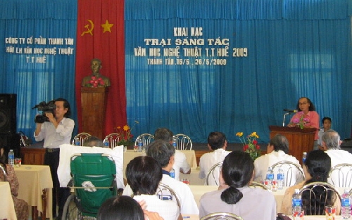 Khai mạc Trại sáng tác VHNT Thanh Tân 2009