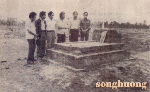 12 tác phẩm thơ trong "Ngày hội thơ" - NXB Văn học 1991