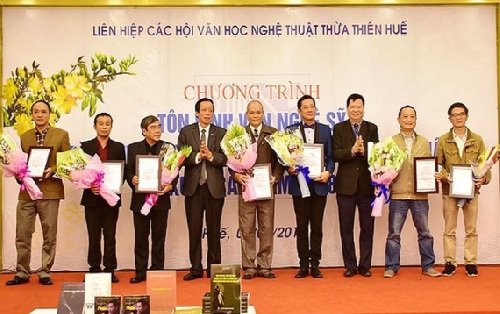 Văn nghệ sỹ Thừa Thiên Huế không ngừng đóng góp xây dựng văn học nghệ thuật tỉnh nhà