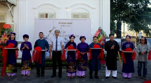 Triển lãm “Ký họa di sản Cố đô Huế 2020”.