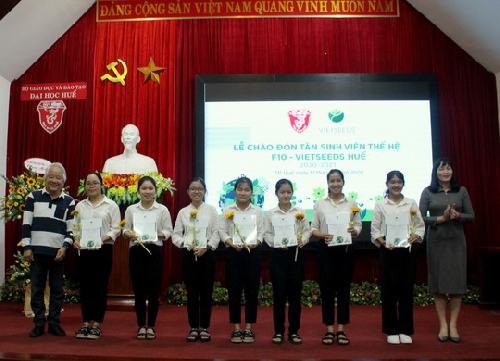 Lễ chào đón Tân sinh viên thế hệ thứ 10 của Quỹ học bổng Vietseeds tại Huế.