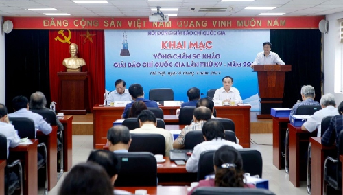 1.823 tác phẩm tranh Giải Báo chí Quốc gia 2020