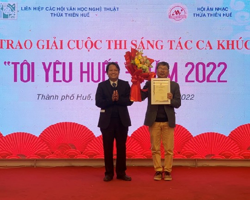 Trao giải cuộc thi sáng tác ca khúc “Tôi yêu Huế”