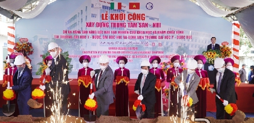 Khởi công xây dựng Trung tâm Sản - Nhi tại Bệnh viện Trường đại học Y - Dược