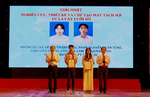 Trao giải Cuộc thi Sáng tạo Thanh thiếu niên, Nhi đồng tỉnh Thừa Thiên Huế lần thứ XV năm 2022.