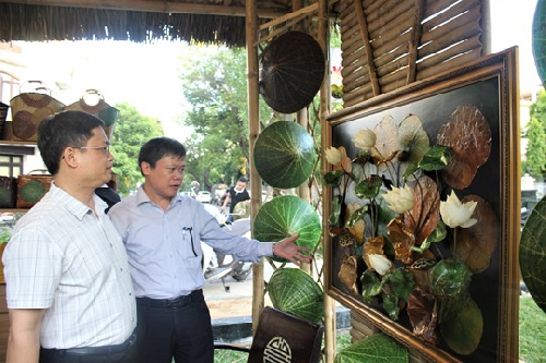 Khai mạc Ngày Hội Sen Huế 2022 