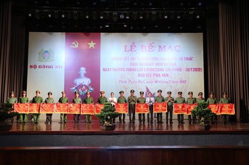 Bế mạc Chung kết Hội thi Điều lệnh, bắn súng, võ thuật CAND - Khu vực phía Nam, năm 2022.