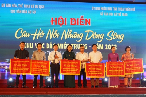  Khai mạc Hội diễn "Câu hò nối những dòng sông"