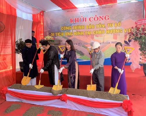 Khởi công công trình bảo tồn, tu bổ di tích Ưng Bình tại Châu Hương Viên