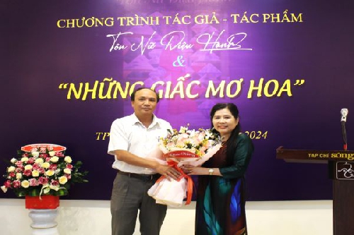 Giới thiệu tác phẩm thơ "Những giấc mơ hoa" của nhà thơ Tôn Nữ Diệu Hạnh