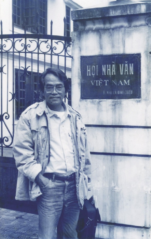 Nắng Hoàng Hoa đã tắt