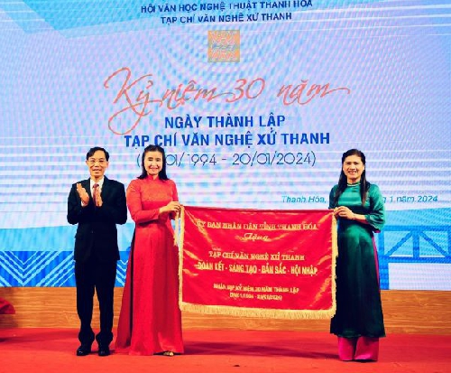 Kỷ niệm 30 năm ngày thành lập Tạp chí Văn nghệ xứ Thanh